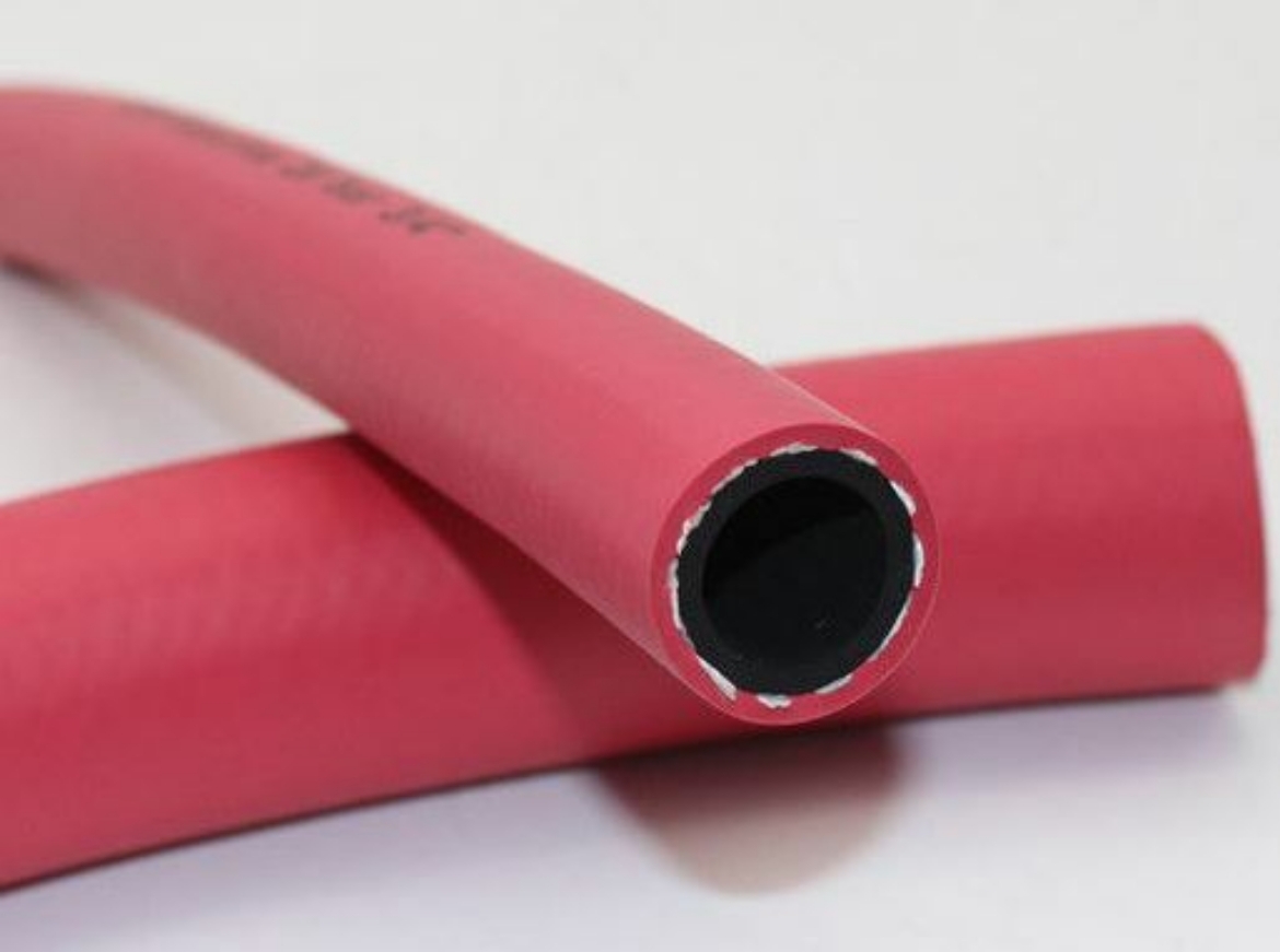 Picture of Hose, Mako Multipurpose Red 1" Air/Water/Oil/Diesel